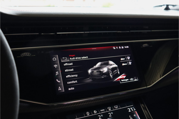 Audi RSQ8 4.0 **Ceramic/Carbon/B&O/Alcantara/23"/ACC**