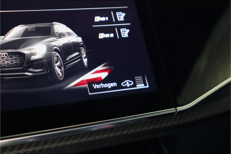 Audi RSQ8 4.0 **Ceramic/Carbon/B&O/Alcantara/23"/ACC**