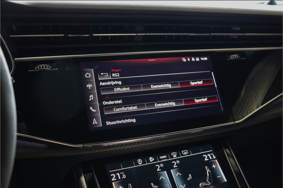Audi RSQ8 4.0 **Ceramic/Carbon/B&O/Alcantara/23"/ACC**