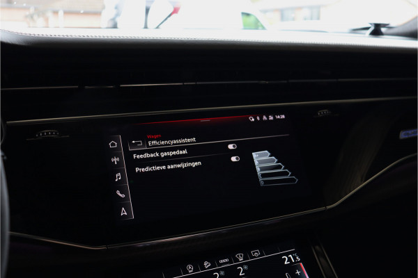 Audi RSQ8 4.0 **Ceramic/Carbon/B&O/Alcantara/23"/ACC**