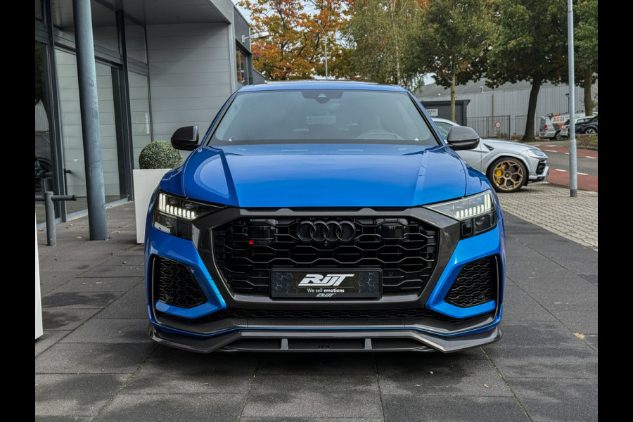 Audi RSQ8 4.0 **Ceramic/Carbon/B&O/Alcantara/23"/ACC**