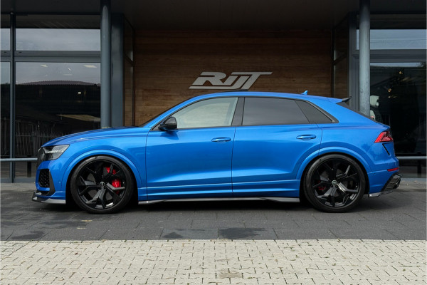 Audi RSQ8 4.0 **Ceramic/Carbon/B&O/Alcantara/23"/ACC**
