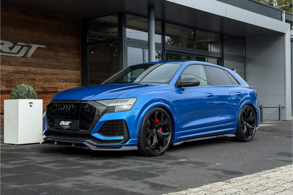 Audi RSQ8 4.0 **Ceramic/Carbon/B&O/Alcantara/23"/ACC**