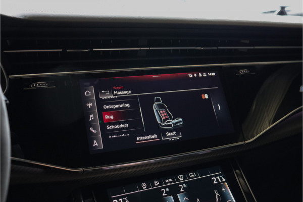 Audi RSQ8 4.0 **Ceramic/Carbon/B&O/Alcantara/23"/ACC**