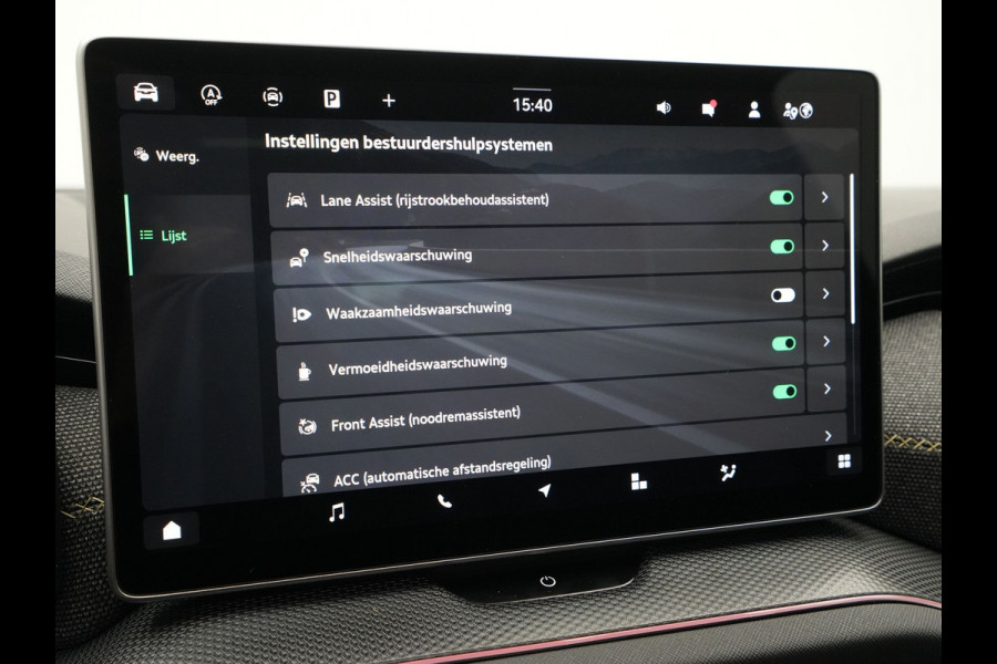 Škoda Kodiaq 1.5 TSI MHEV Business Edition 7p. Panorama dak Trekhaak 19" lm  Stoel/Stuurverwarming 188