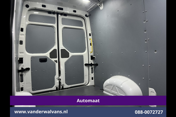 Volkswagen Crafter 2.0 TDI 141pk Automaat L3H3 L2H2 Euro6 Airco | Navigatie | Apple Carplay | Cruisecontrol Android Auto, Parkeersensoren, chauffeursstoel, 3000kg trekvermogen