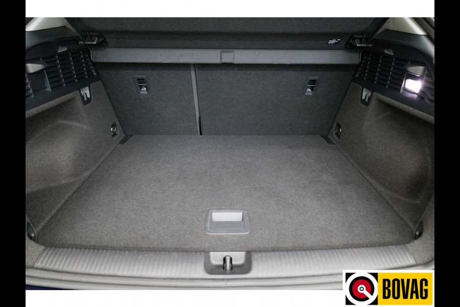 Audi Q2 35 TFSI Advanced ed. 150 PK | Stoelverwarming | Navigatie | Virtual cockpit | Adap. cruide | App. connect, Parkeersensoren achter, All season banden