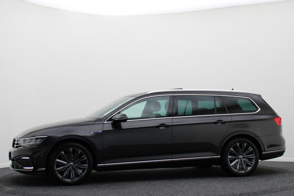 Volkswagen Passat Variant 1.4 TSI DSG PHEV GTE Business Virtual Cockpit, Panoramadak, ACC, Camera, Apple Carplay, DAB, PDC, 18''