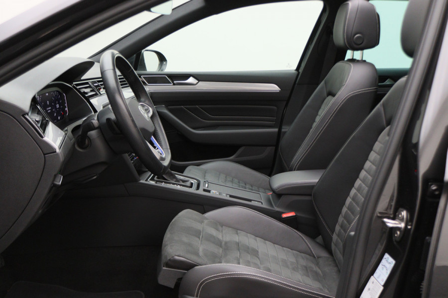 Volkswagen Passat Variant 1.4 TSI DSG PHEV GTE Business Virtual Cockpit, Panoramadak, ACC, Camera, Apple Carplay, DAB, PDC, 18''