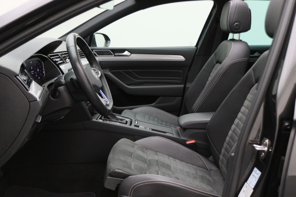Volkswagen Passat Variant 1.4 TSI DSG PHEV GTE Business Virtual Cockpit, Panoramadak, ACC, Camera, Apple Carplay, DAB, PDC, 18''