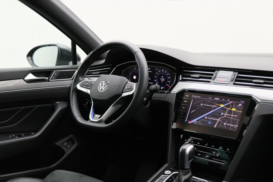 Volkswagen Passat Variant 1.4 TSI DSG PHEV GTE Business Virtual Cockpit, Panoramadak, ACC, Camera, Apple Carplay, DAB, PDC, 18''