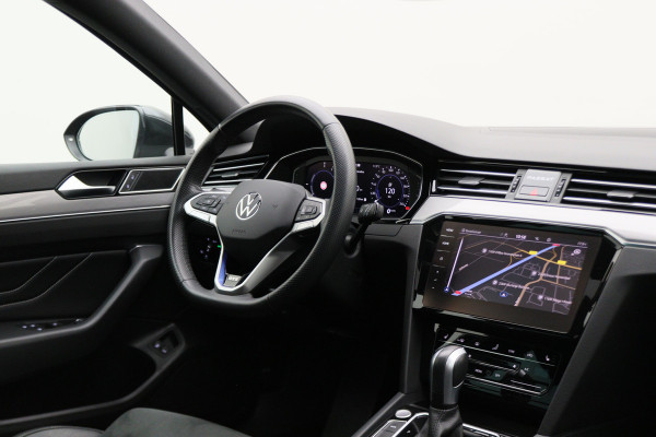 Volkswagen Passat Variant 1.4 TSI DSG PHEV GTE Business Virtual Cockpit, Panoramadak, ACC, Camera, Apple Carplay, DAB, PDC, 18''