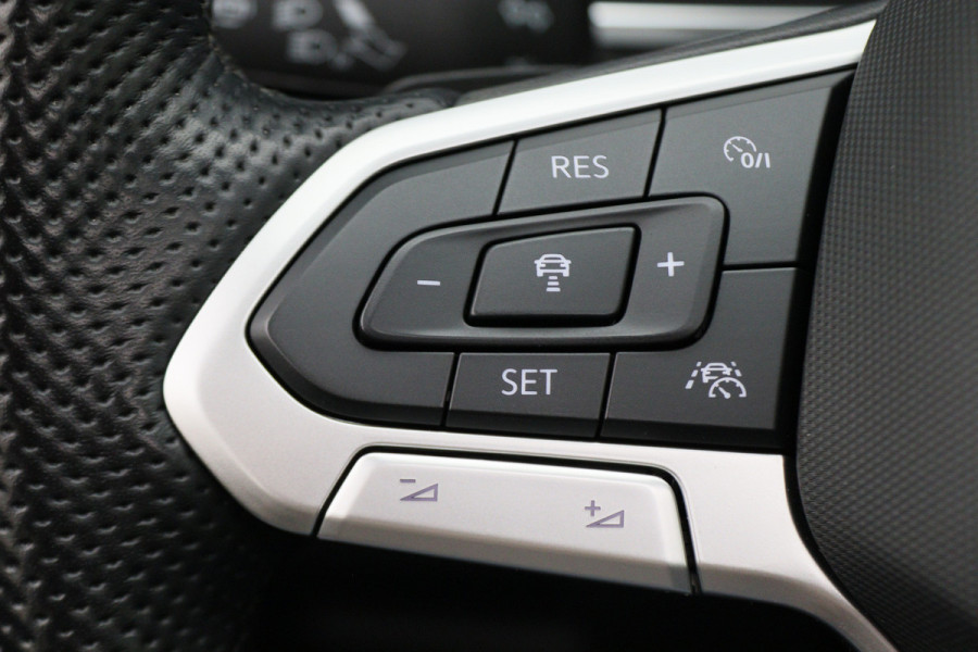 Volkswagen Passat Variant 1.4 TSI DSG PHEV GTE Business Virtual Cockpit, Panoramadak, ACC, Camera, Apple Carplay, DAB, PDC, 18''