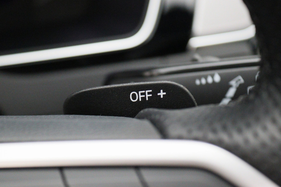 Volkswagen Passat Variant 1.4 TSI DSG PHEV GTE Business Virtual Cockpit, Panoramadak, ACC, Camera, Apple Carplay, DAB, PDC, 18''