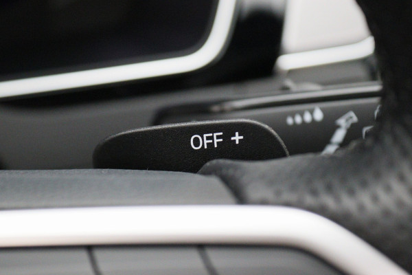 Volkswagen Passat Variant 1.4 TSI DSG PHEV GTE Business Virtual Cockpit, Panoramadak, ACC, Camera, Apple Carplay, DAB, PDC, 18''