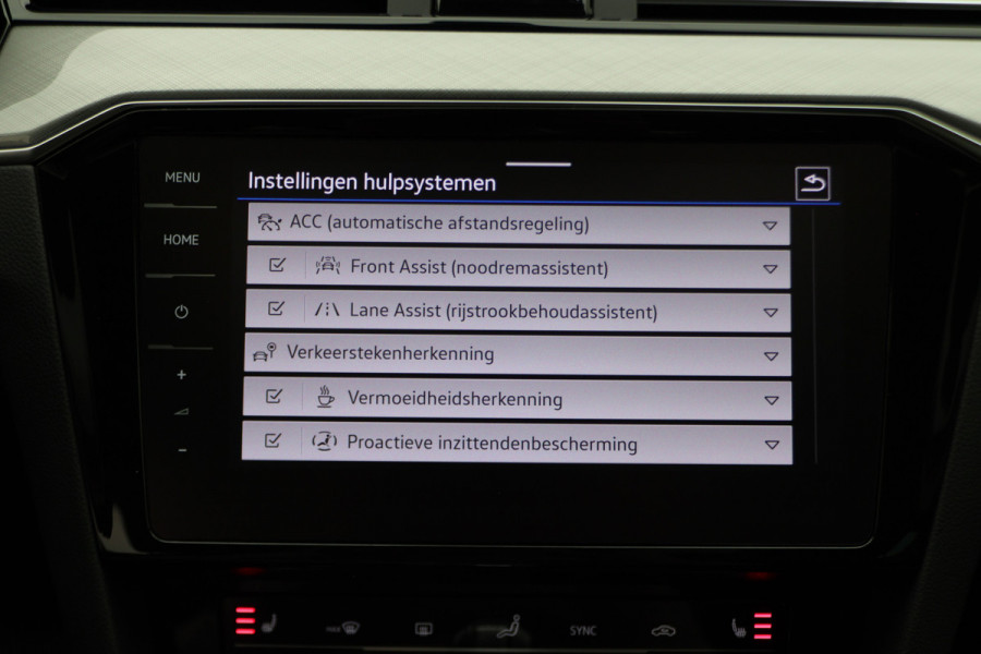 Volkswagen Passat Variant 1.4 TSI DSG PHEV GTE Business Virtual Cockpit, Panoramadak, ACC, Camera, Apple Carplay, DAB, PDC, 18''