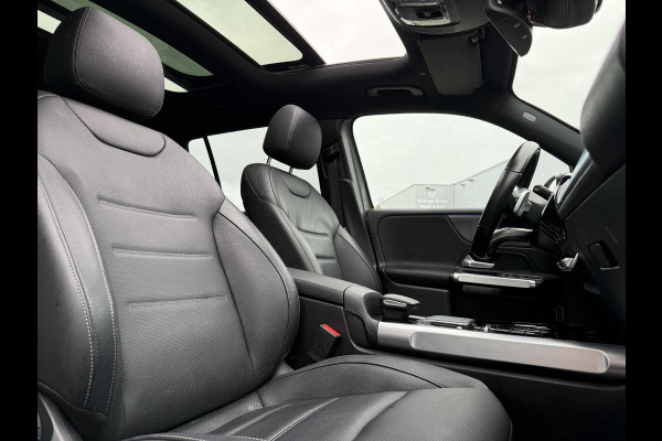Mercedes-Benz EQB 300 4MATIC AMG 67 kWh | Panorama | Burmester | Stoel Verkoeling | Leder |