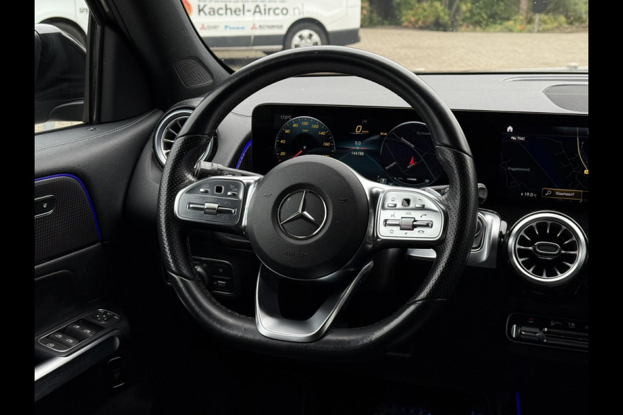 Mercedes-Benz EQB 300 4MATIC AMG 67 kWh | Panorama | Burmester | Stoel Verkoeling | Leder |