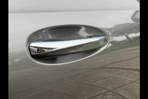 Mercedes-Benz EQB 300 4MATIC AMG 67 kWh | Panorama | Burmester | Stoel Verkoeling | Leder |