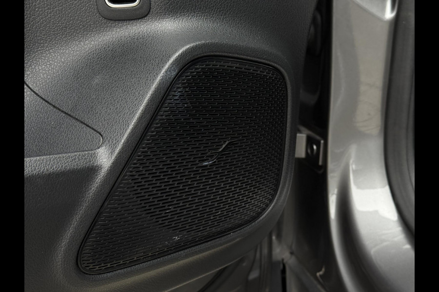 Mercedes-Benz EQB 300 4MATIC AMG 67 kWh | Panorama | Burmester | Stoel Verkoeling | Leder |