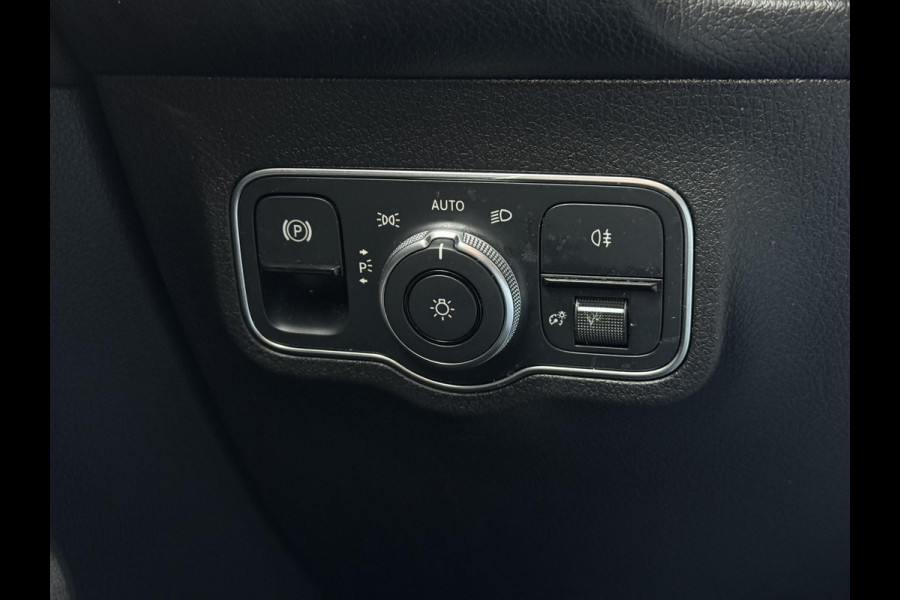 Mercedes-Benz EQB 300 4MATIC AMG 67 kWh | Panorama | Burmester | Stoel Verkoeling | Leder |