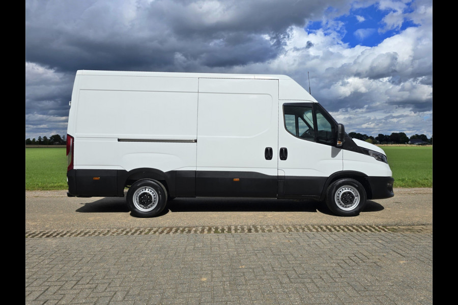 Iveco Daily 35S14V 2.3 352L H2 - L2L H2 - 140 Pk - Euro 6 - Climate Control - Cruise Control