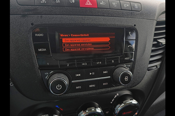 Iveco Daily 35S14V 2.3 352L H2 - L2L H2 - 140 Pk - Euro 6 - Climate Control - Cruise Control