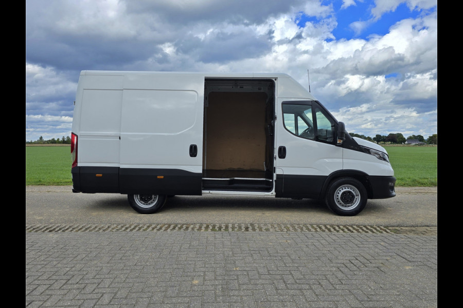 Iveco Daily 35S14V 2.3 352L H2 - L2L H2 - 140 Pk - Euro 6 - Climate Control - Cruise Control