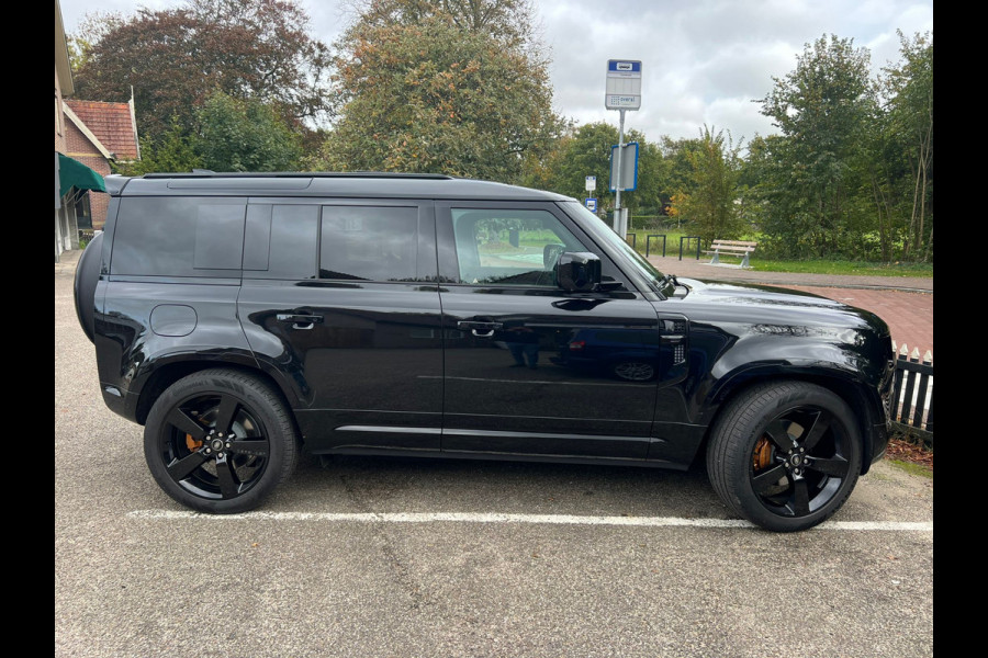 Land Rover Defender 110 2.0 P300e 110 X-Dynamic HSE ** URBAN ** 22inch ** Towing ** Cold Climate Dakspoiler ** Side Vents