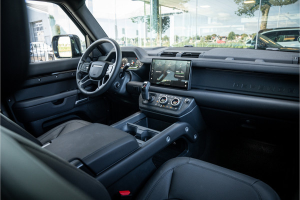 Land Rover Defender 110 2.0 P300e 110 X-Dynamic HSE ** URBAN ** 22inch ** Towing ** Cold Climate Dakspoiler ** Side Vents
