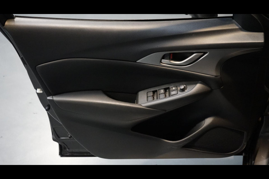 Mazda CX-3 2.0 SkyActiv-G 121 Sportive CLIMA-CRUISE-DAB-NAVIGATIE-PARKEERSENSOREN-STOELVERWARMING-XENON