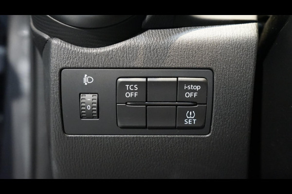 Mazda CX-3 2.0 SkyActiv-G 121 Sportive CLIMA-CRUISE-DAB-NAVIGATIE-PARKEERSENSOREN-STOELVERWARMING-XENON