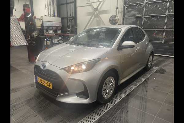 Toyota Yaris 1.5 Hybrid Active | Apple Carplay & AndroidAUTO | Adaptive cruise control | Camera | Garantie tot 10-2031