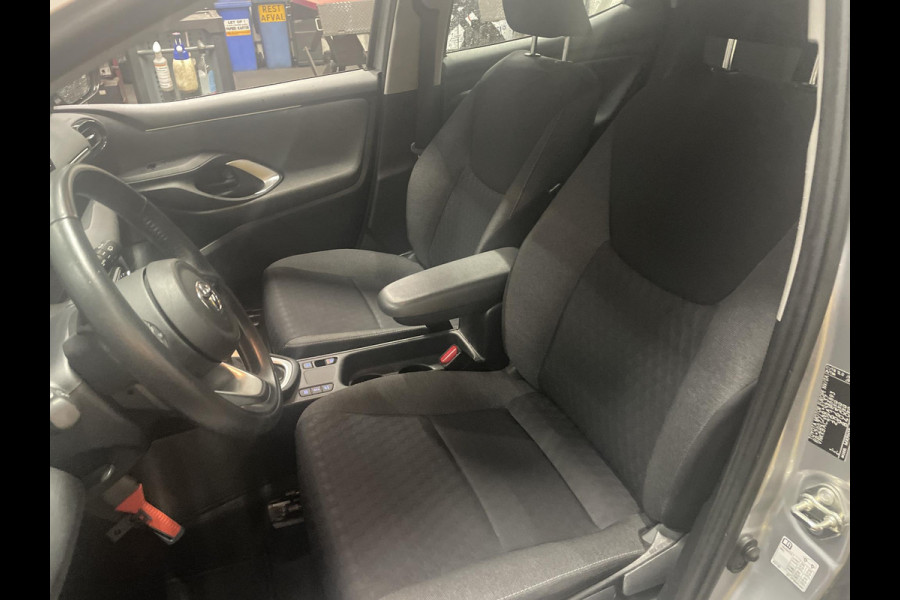 Toyota Yaris 1.5 Hybrid Active | Apple Carplay & AndroidAUTO | Adaptive cruise control | Camera | Garantie tot 10-2031