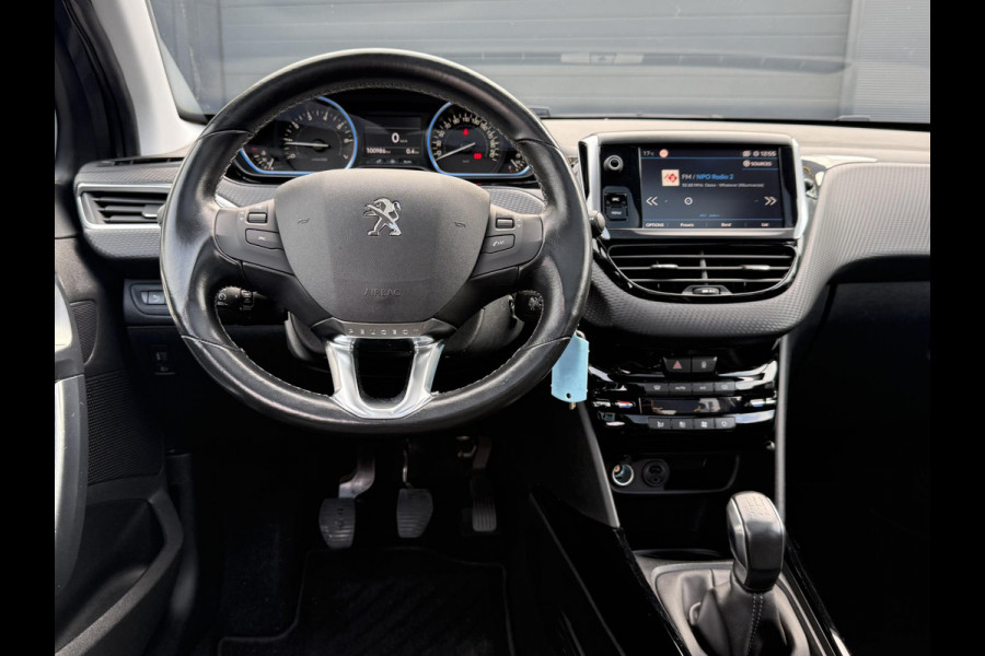 Peugeot 2008 1.2 PureTech Allure 2e Eigenaar,Navi,Pano,Camera,Clima,Cruise,PDC,Trekhaak,Apple Carplay,N.A.P,APK tot 05-2026