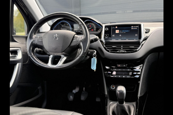 Peugeot 2008 1.2 PureTech Allure 2e Eigenaar,Navi,Pano,Camera,Clima,Cruise,PDC,Trekhaak,Apple Carplay,N.A.P,APK tot 05-2026
