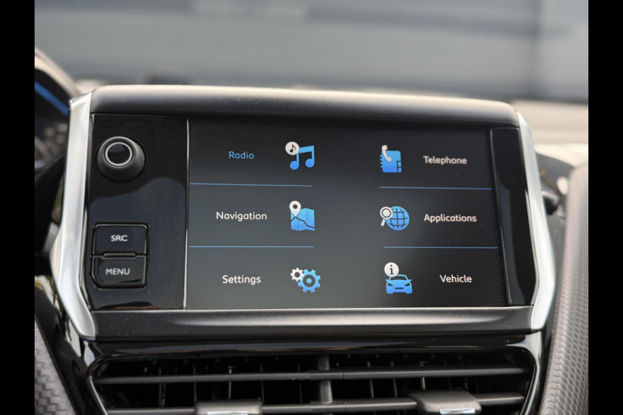 Peugeot 2008 1.2 PureTech Allure 2e Eigenaar,Navi,Pano,Camera,Clima,Cruise,PDC,Trekhaak,Apple Carplay,N.A.P,APK tot 05-2026