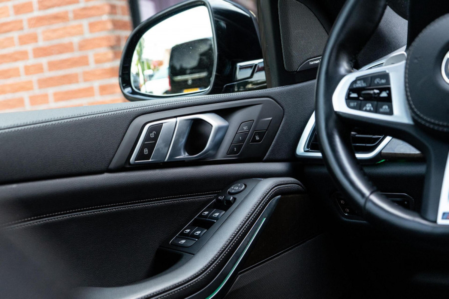 BMW X5 xDrive45e M-Sport Pano / HUD / Softclose