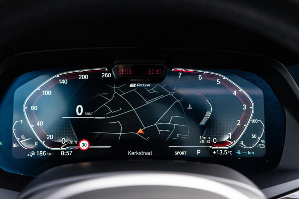 BMW X5 xDrive45e M-Sport Pano / HUD / Softclose