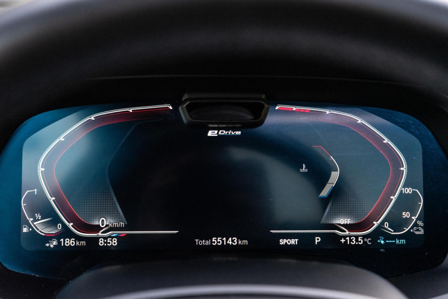 BMW X5 xDrive45e M-Sport Pano / HUD / Softclose