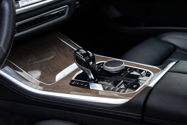 BMW X5 xDrive45e M-Sport Pano / HUD / Softclose