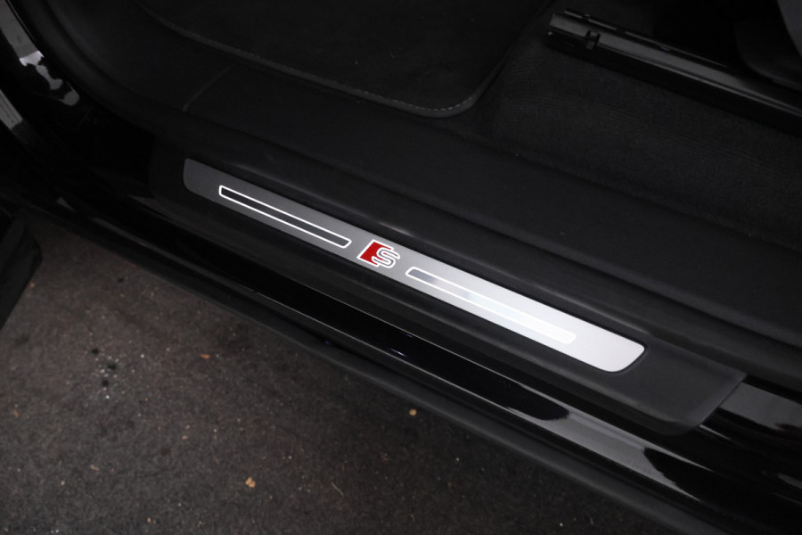 Audi Q8 55 TFSI e quattro Pro Line S alle opties behalve panorama