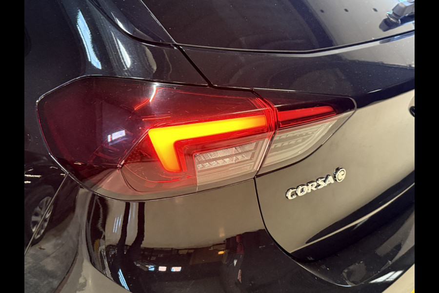 Opel CORSA-E Elegance 50 kWh | Intellilux | Stoel/Stuurverwarming | Apple Carplay