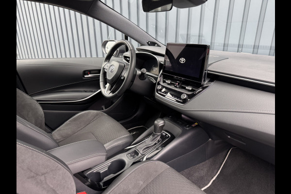 Toyota Corolla Hybrid 140 Executive / Bi tone | Schuif-/kantel dak | JBL | Head-up | 18 inch | Rijklaar!!!