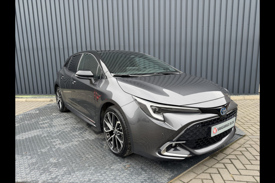 Toyota Corolla Hybrid 140 Executive / Bi tone | Schuif-/kantel dak | JBL | Head-up | 18 inch | Rijklaar!!!