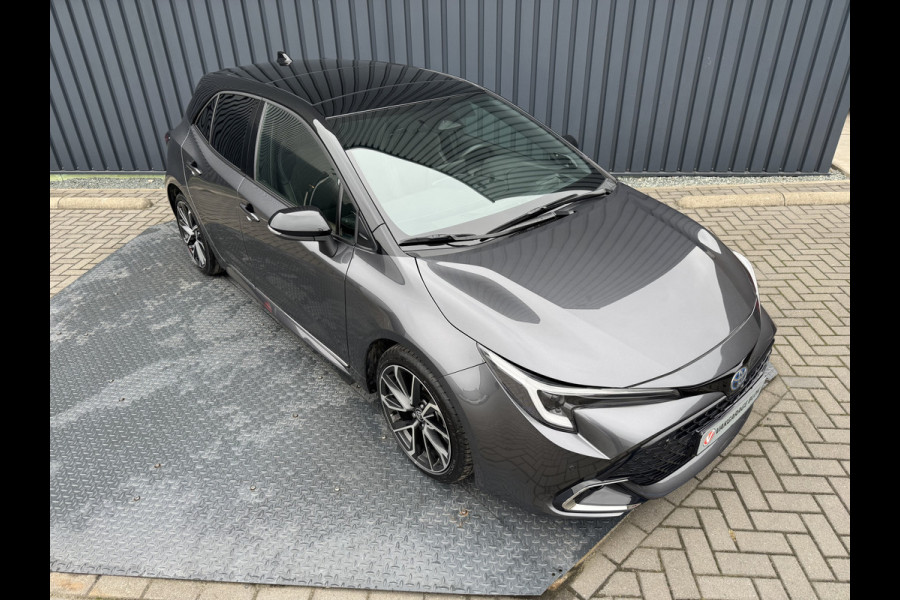 Toyota Corolla Hybrid 140 Executive / Bi tone | Schuif-/kantel dak | JBL | Head-up | 18 inch | Rijklaar!!!