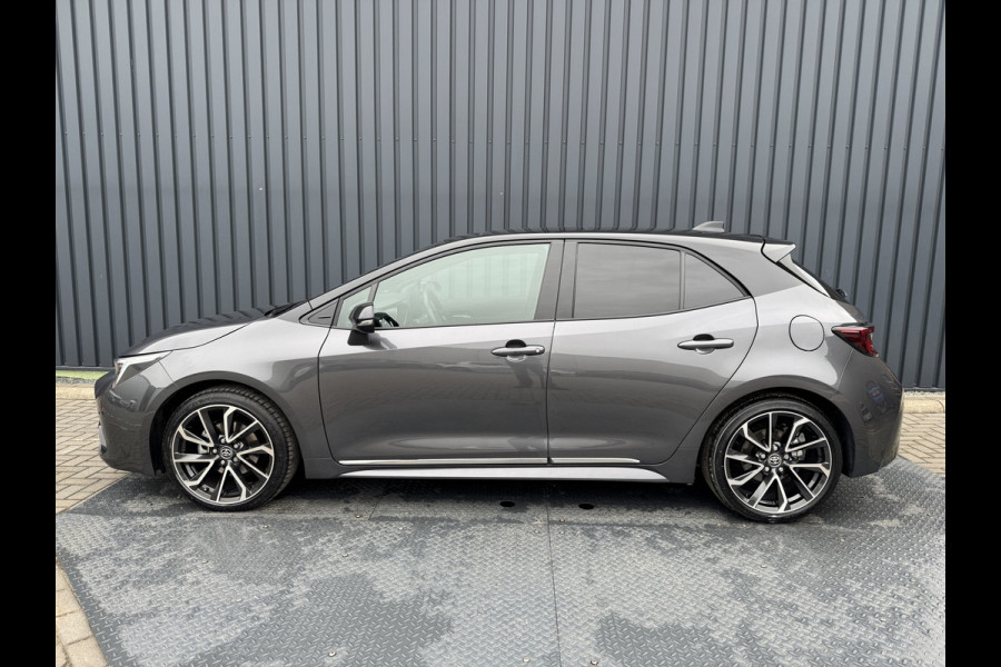 Toyota Corolla Hybrid 140 Executive / Bi tone | Schuif-/kantel dak | JBL | Head-up | 18 inch | Rijklaar!!!