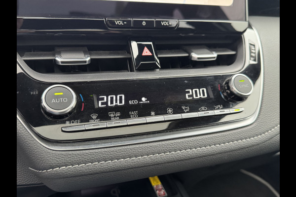 Toyota Corolla Hybrid 140 Executive / Bi tone | Schuif-/kantel dak | JBL | Head-up | 18 inch | Rijklaar!!!