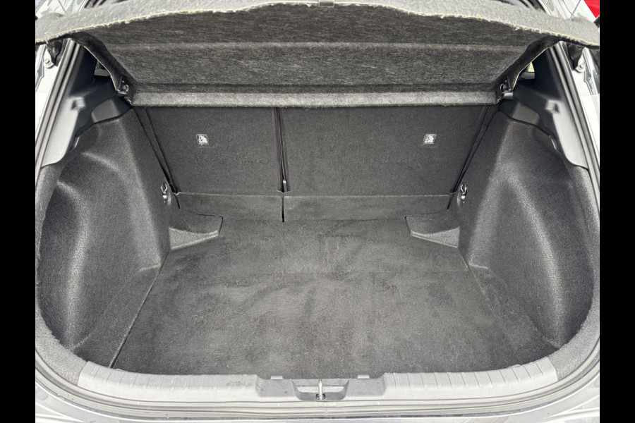 Toyota Corolla Hybrid 140 Executive / Bi tone | Schuif-/kantel dak | JBL | Head-up | 18 inch | Rijklaar!!!