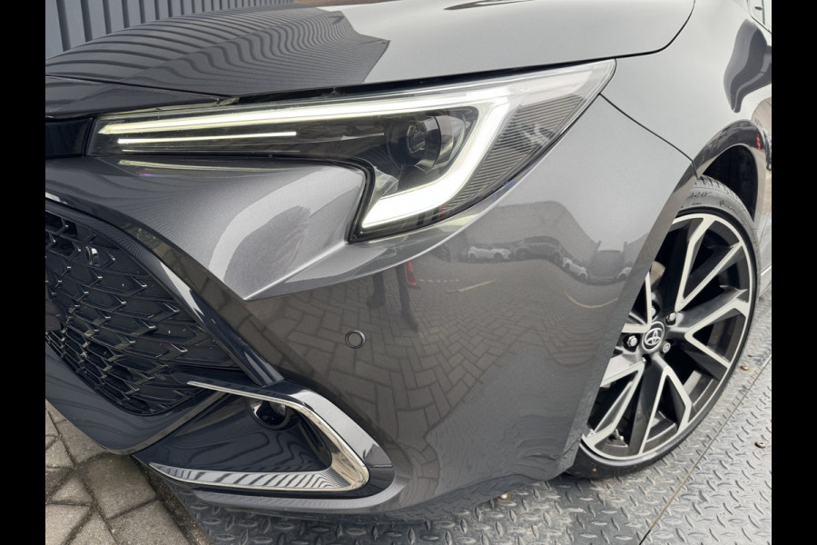 Toyota Corolla Hybrid 140 Executive / Bi tone | Schuif-/kantel dak | JBL | Head-up | 18 inch | Rijklaar!!!